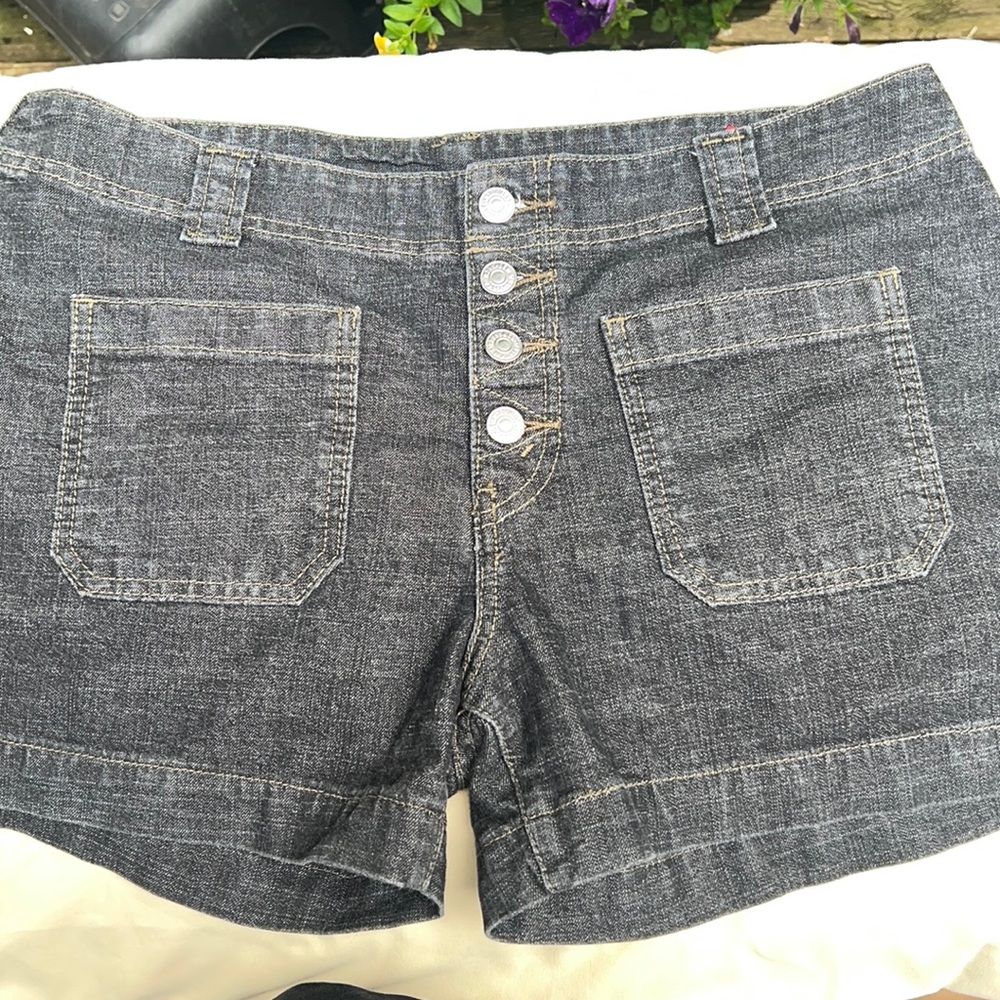 LEVIS button fly denim shorts